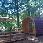 Broomhills Farm River Eco Pods *