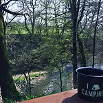 Broomhills Farm River Eco Pods *