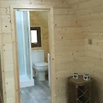 Broomhills Farm River Eco Pods Bauernhof *