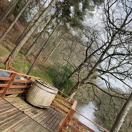 Broomhills Farm River Eco Pods *