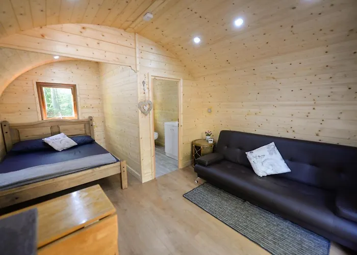 Broomhills Farm River Eco Pods * Carlisle (Cumbria)