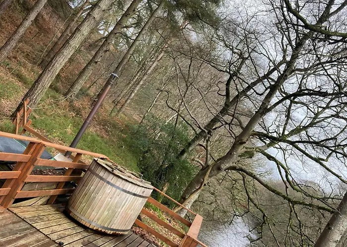 Broomhills Farm River Eco Pods *