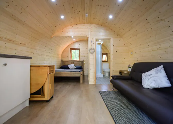 Broomhills Farm River Eco Pods *